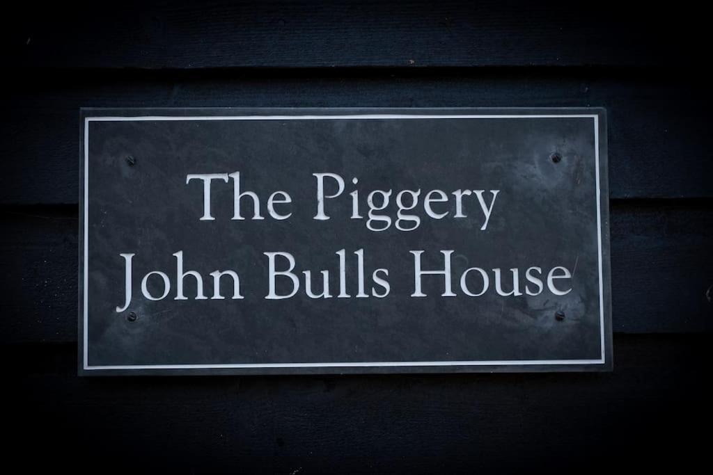 הוילה Cowfold The Piggery מראה חיצוני תמונה